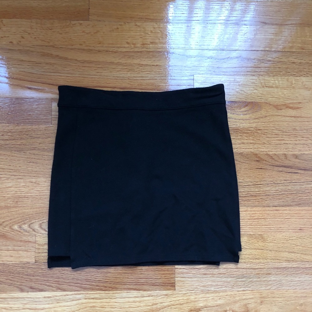 Forever 21 Black Mini Skirt